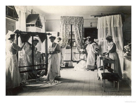 german-women-making-various-lace-and-cotton-curtains